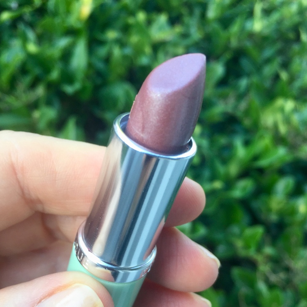 NEW Clinique lipsticks Bamboo Pink + Matte Beauty